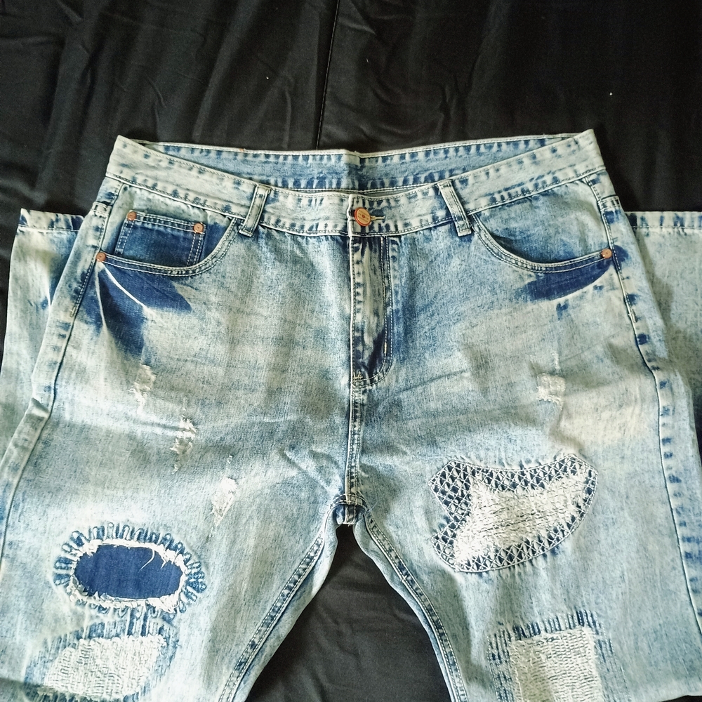 Distressed Blue Jeans with Patchwork